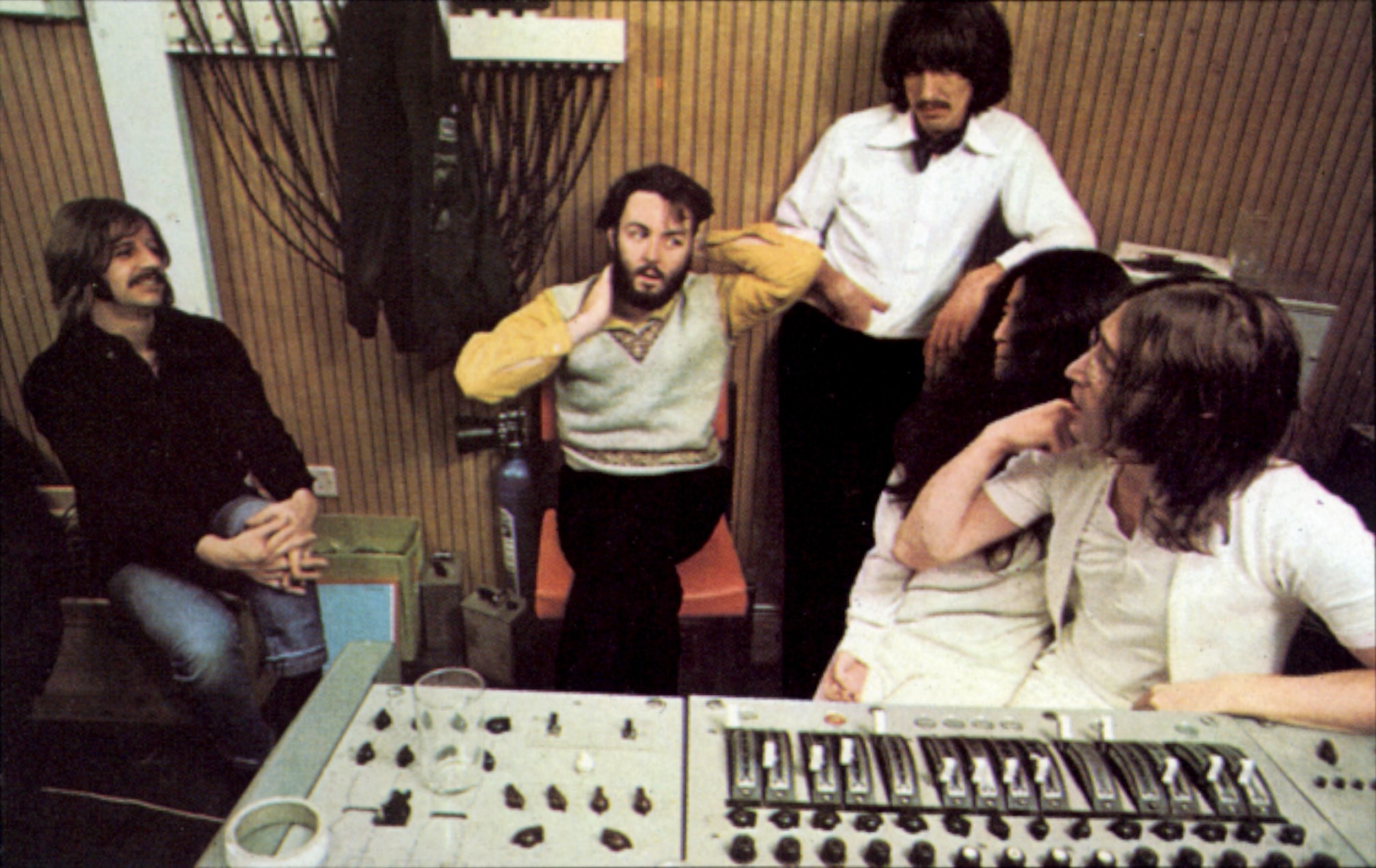 Peter Jackson Merilis Cuplikan Video Pertama Dari Film Dokumenter Beatles Miliknya